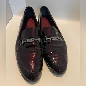 Munro Women's Patent Loafers in Burgundy